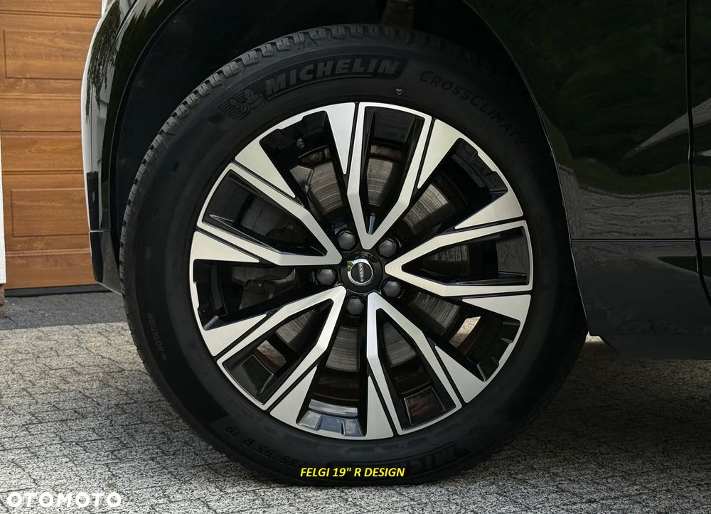 Volvo XC 60 B4 D Plus Dark - 34