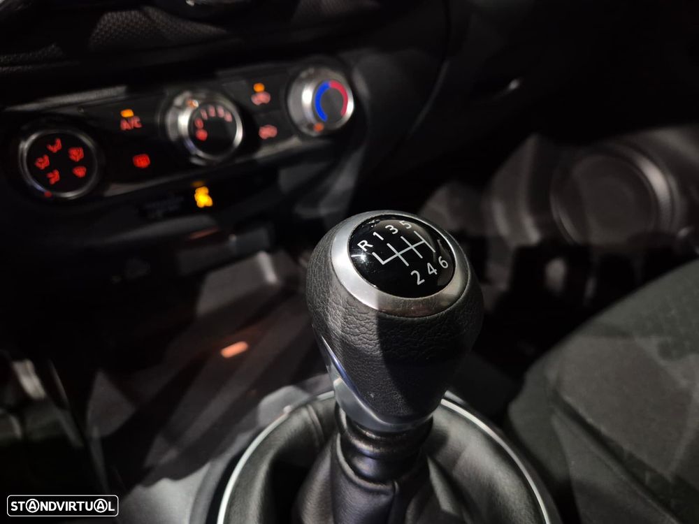 Nissan Juke 1.0 DIG-T N-Connecta - 10