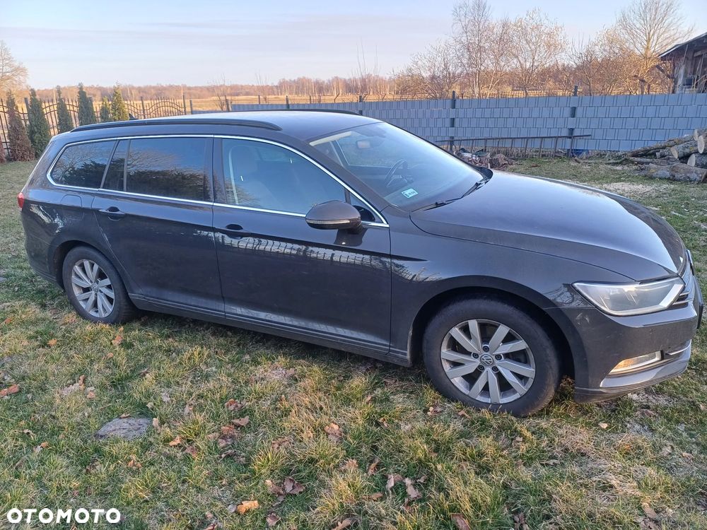 Volkswagen Passat 2.0 TDI SCR DSG Comfortline - 5