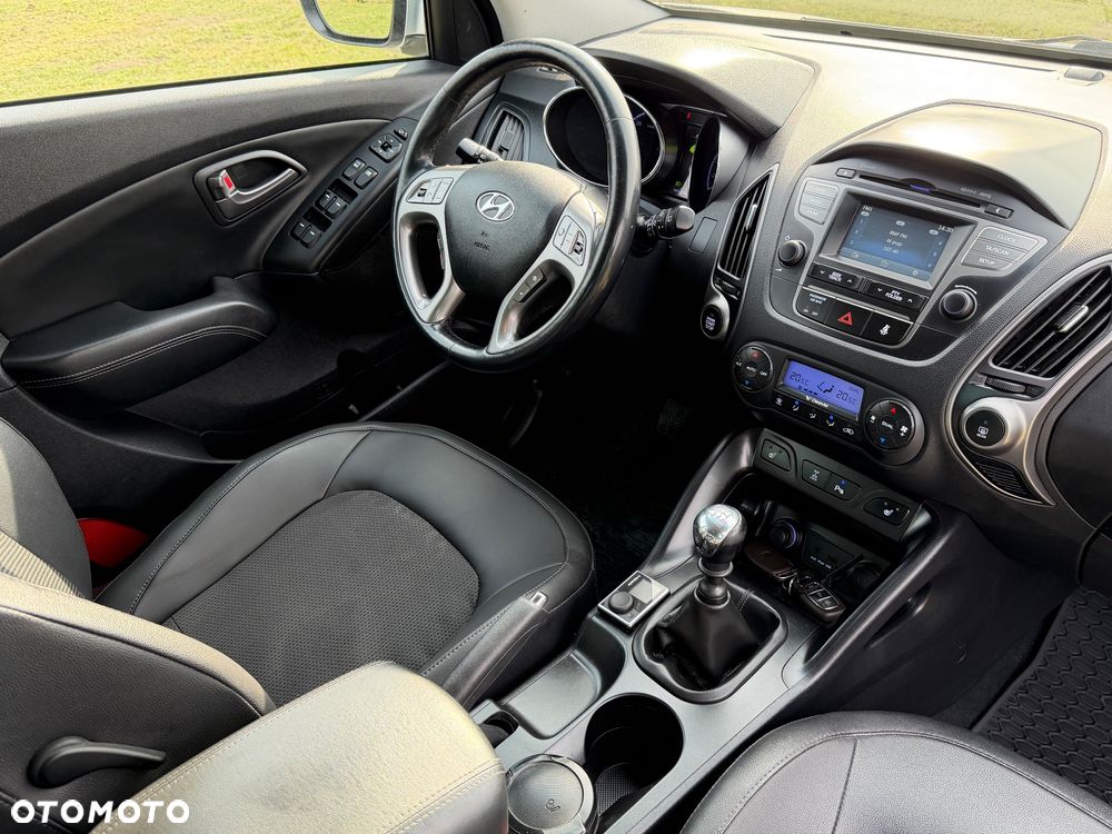 Hyundai ix35 2.0 CRDi Premium 4WD - 16