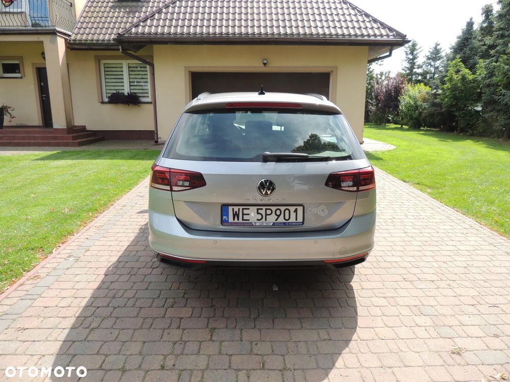 Volkswagen Passat Variant 1.5 TSI EVO Business DSG - 8