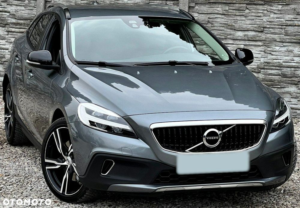 Volvo V40 Cross Country - 16
