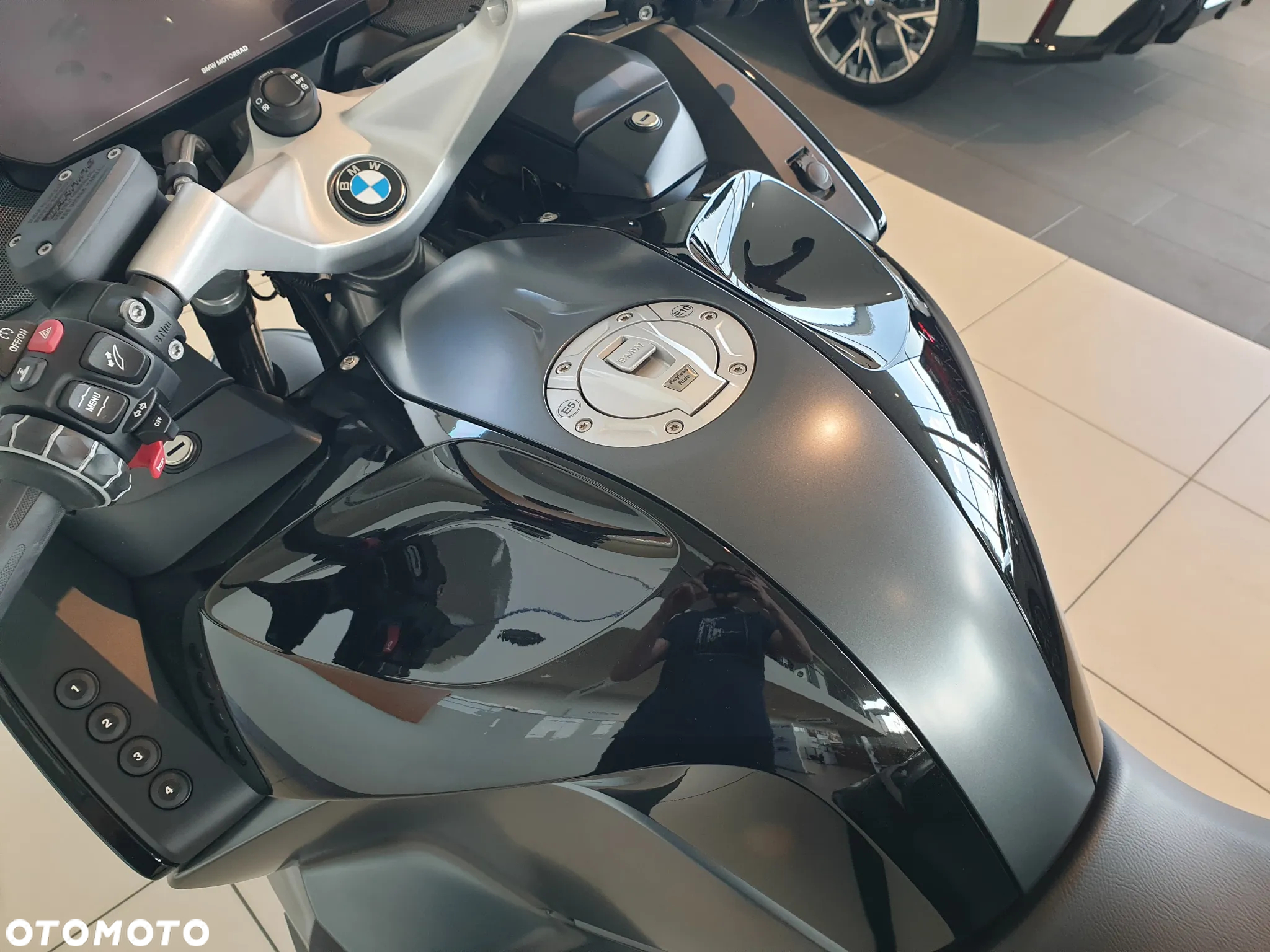 BMW R - 11