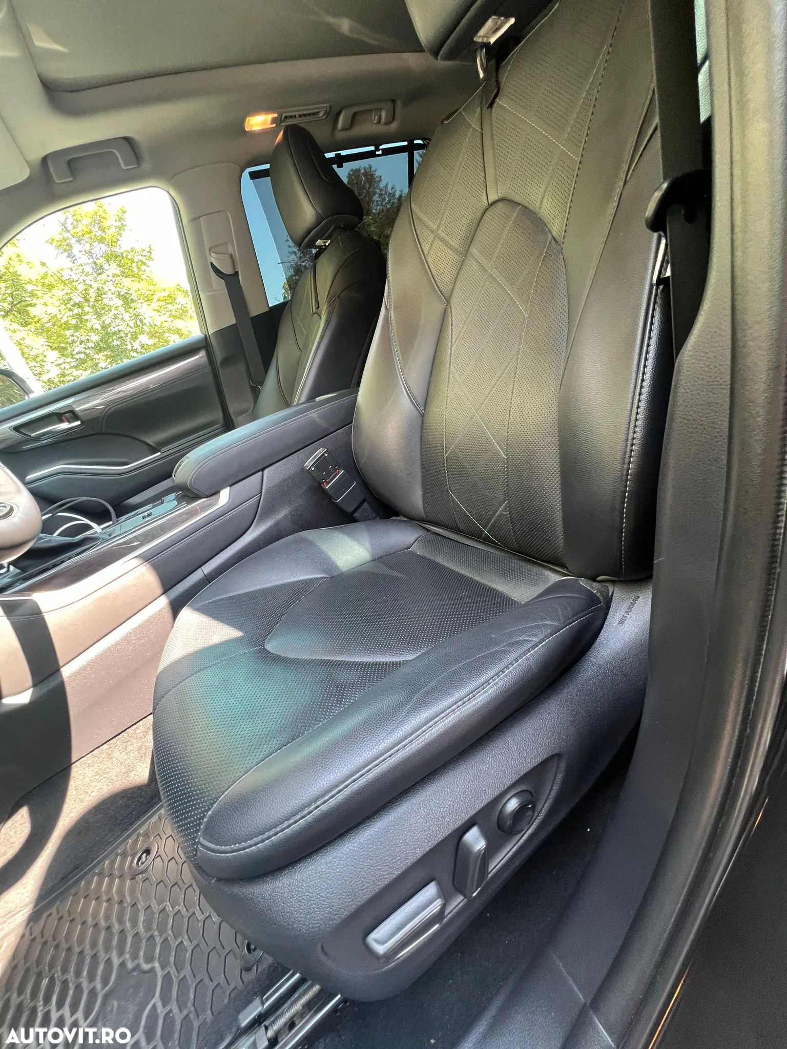 Toyota Highlander - 12