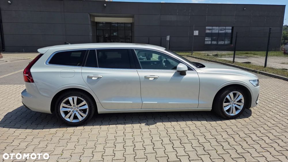 Volvo V60 D3 SCR Momentum - 6