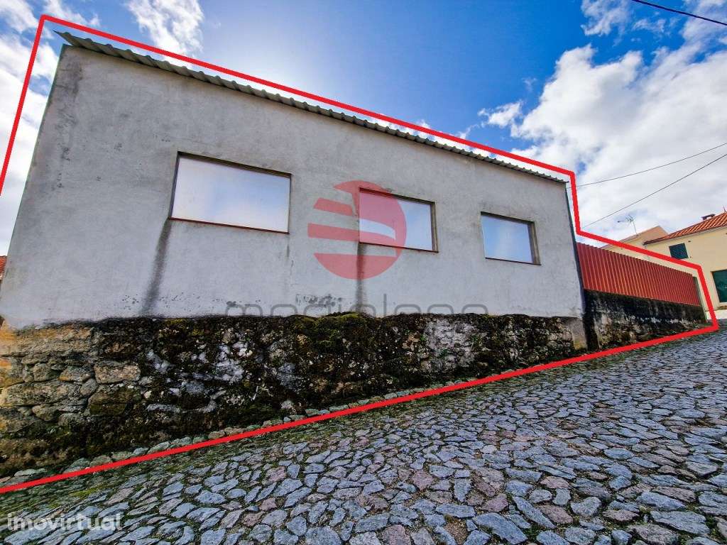 MORADIA C/ ADEGA E ARMAZÉM - Grande imagem: 3/19