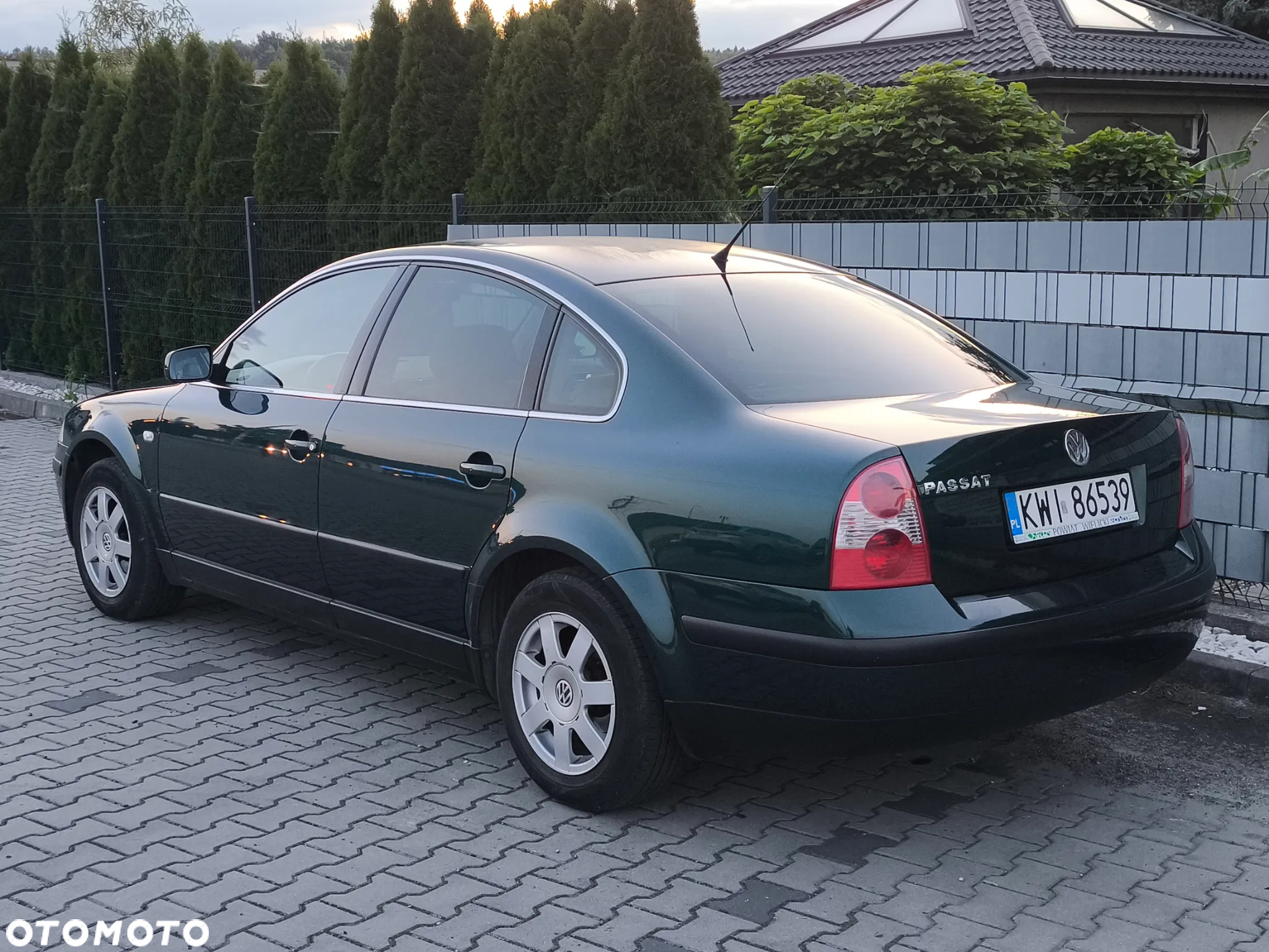 Volkswagen Passat 1.6 Comfortline - 8