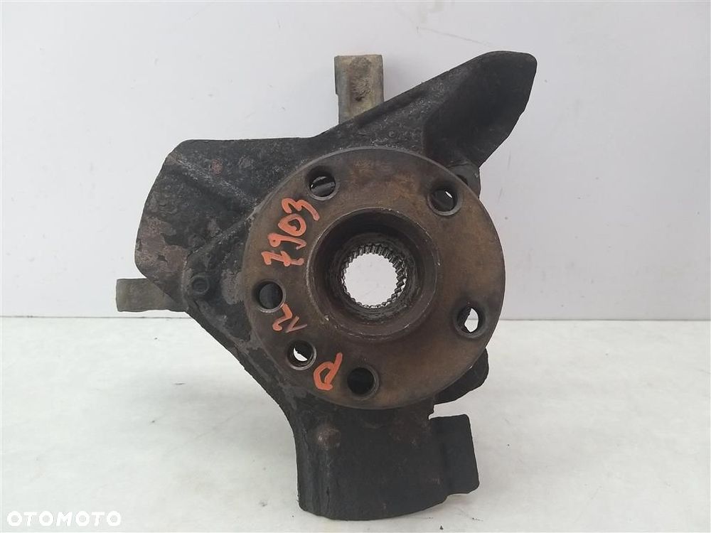 Zwrotnica prawa przód Citroen Jumpy I 1994-2006 1,9 DIESEL 5 ŚRUB - 1