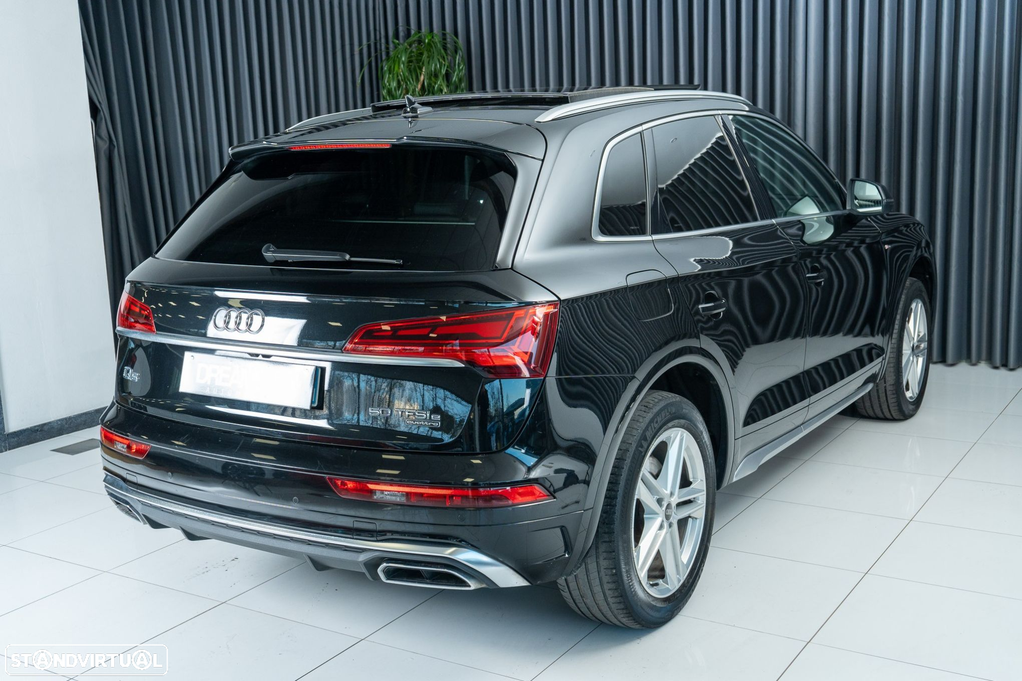 Audi Q5 50 TFSIe quattro S line S tronic - 4