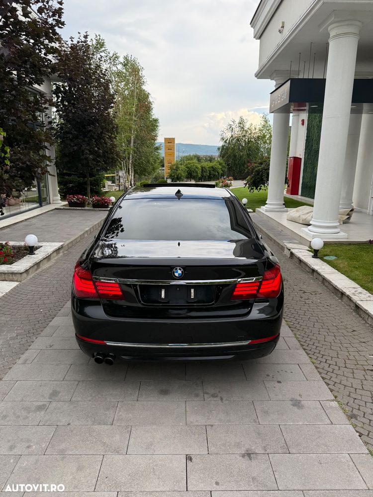 BMW Seria 7 730d - 11