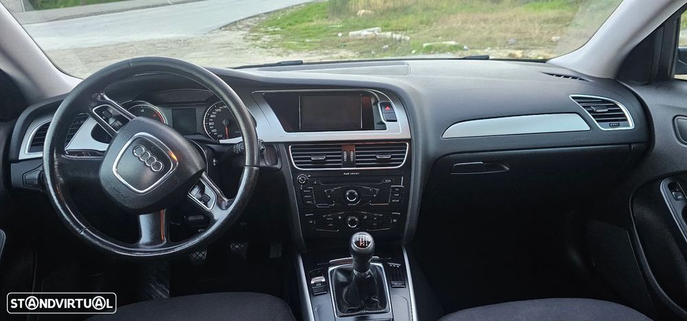 Audi A4 Avant 2.0 TDI - 11