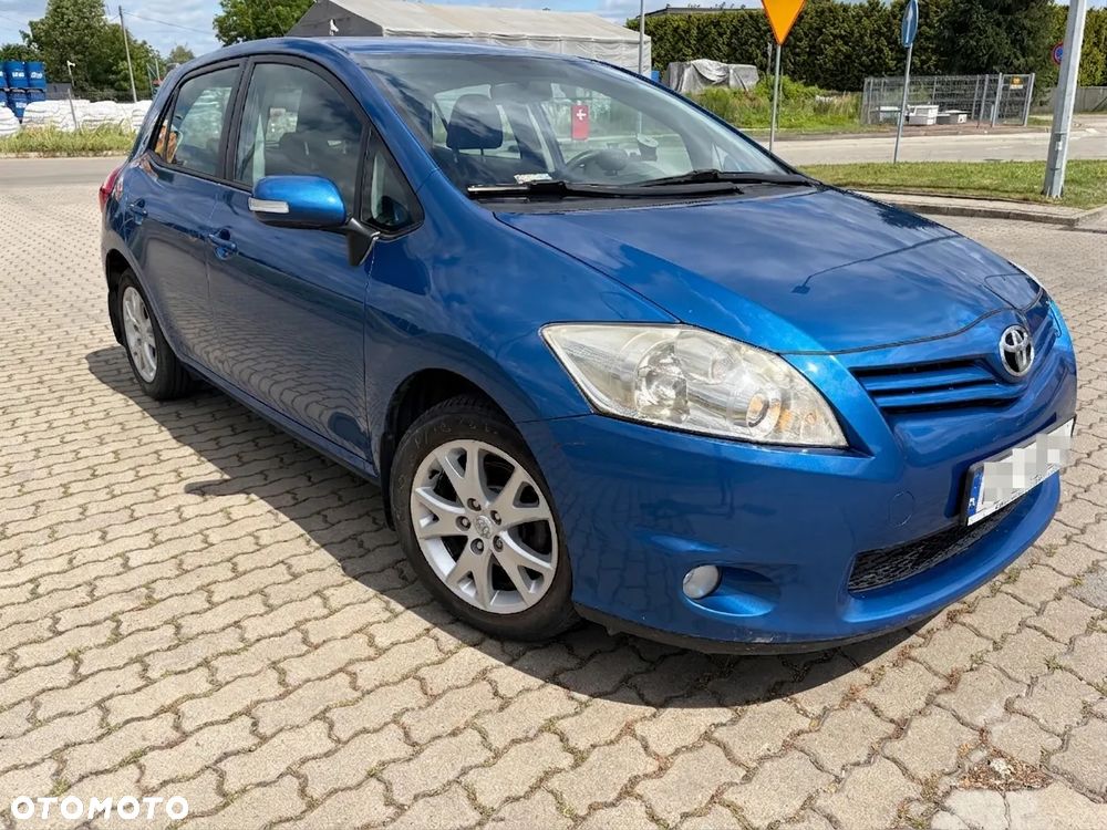 Toyota Auris 1.6 Premium - 1
