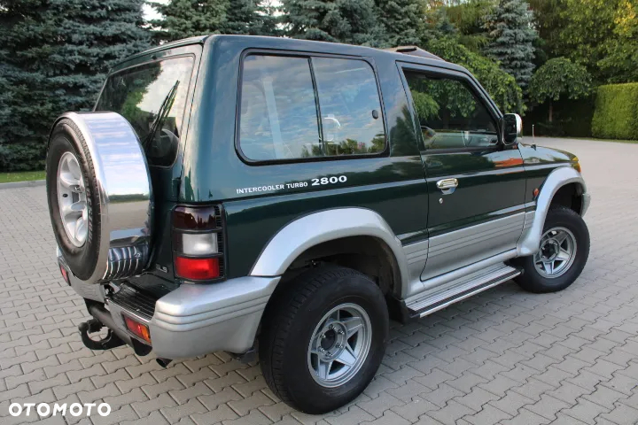 Mitsubishi Pajero 2.8 TD GLS - 8