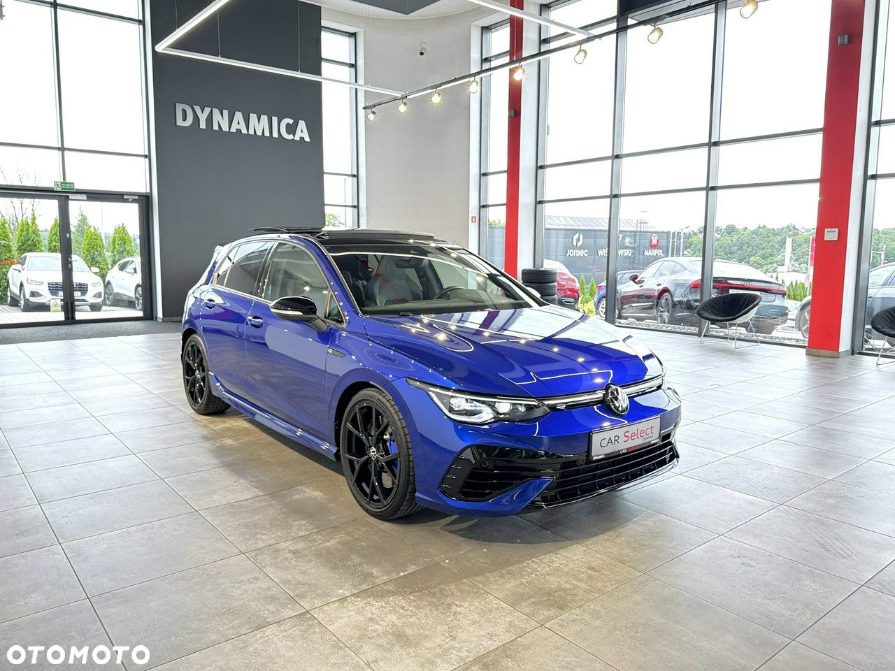 Volkswagen Golf - 2