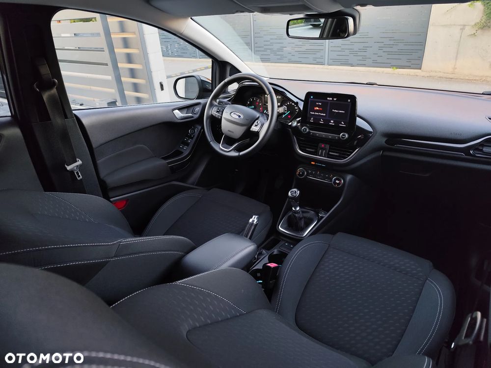 Ford Fiesta - 17