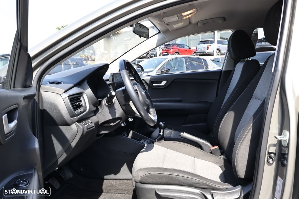 Kia Stonic 1.2 Dynamic - 15