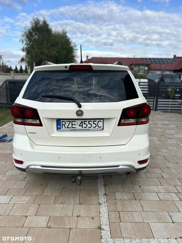 Fiat Freemont 2.0 Multijet Black Code AWD - 4