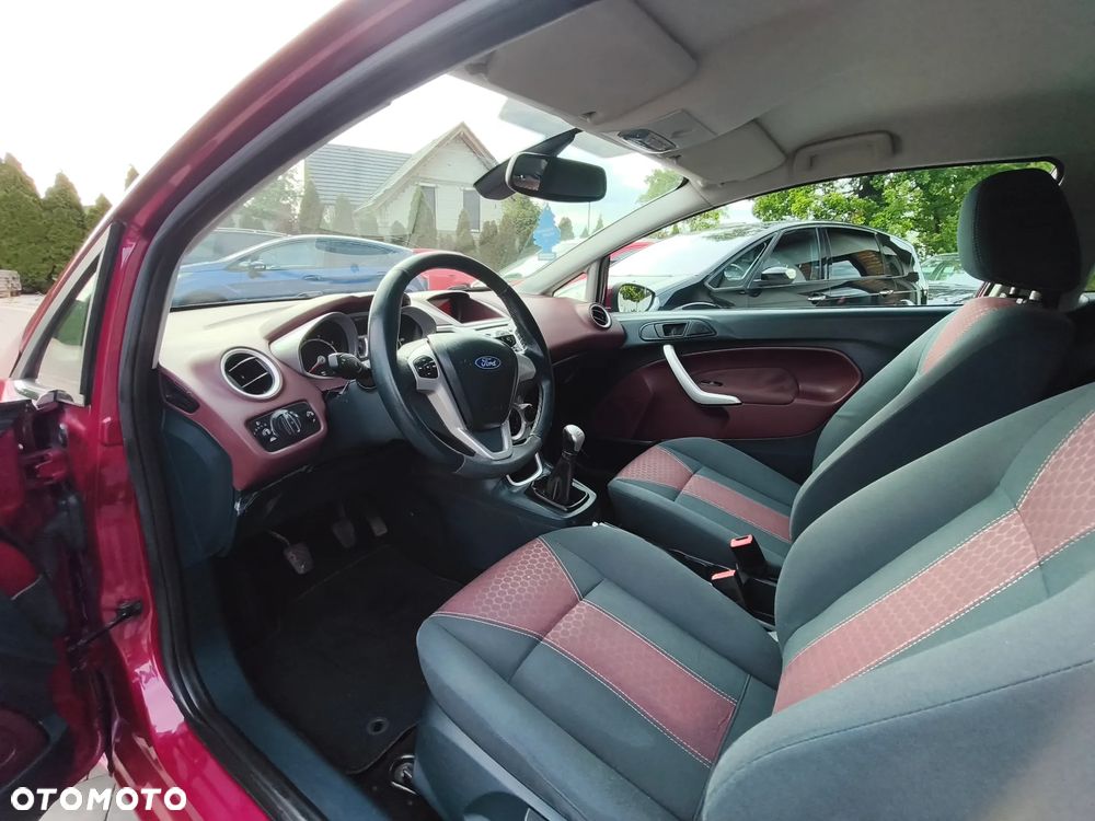 Ford Fiesta 1.25 Titanium EU5 - 24
