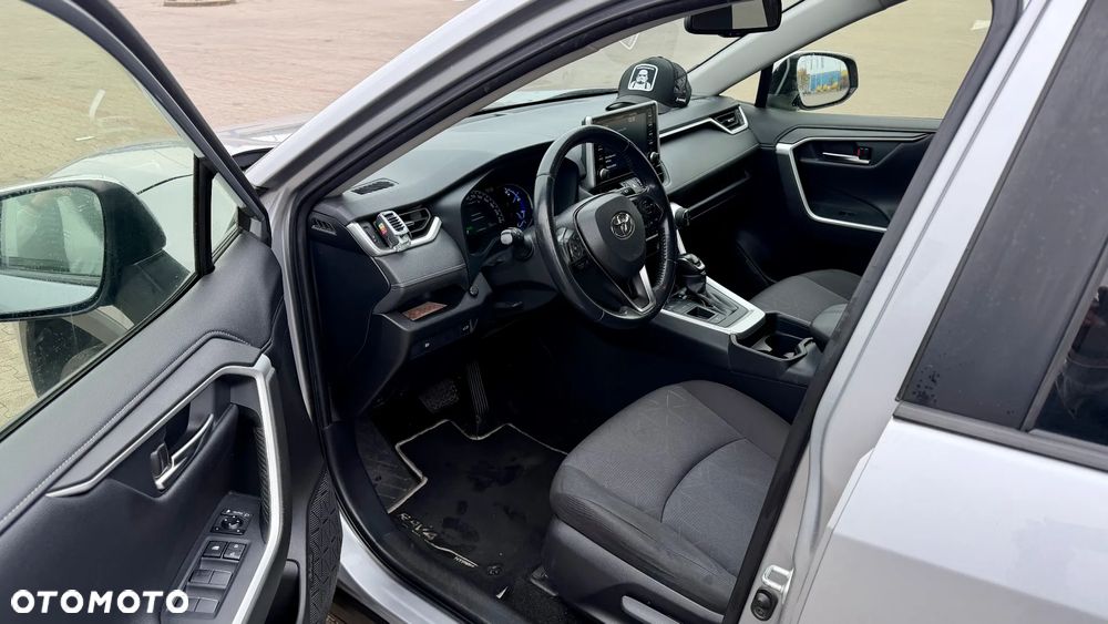 Toyota RAV4 - 7