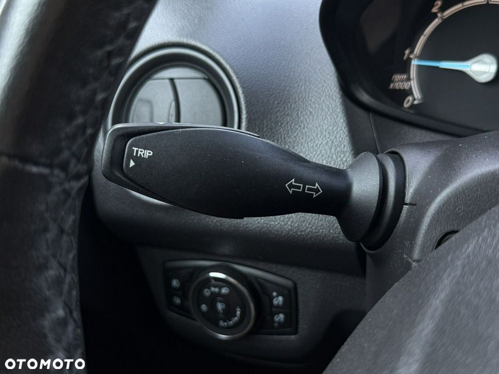 Ford Tourneo Courier - 19
