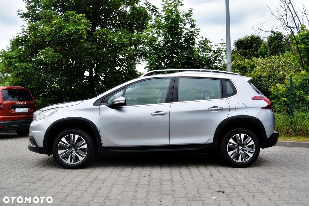 Peugeot 2008 PureTech 110 GPF Stop&Start EAT6 Allure - 14