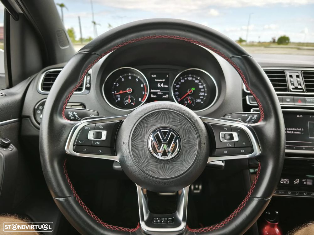 VW Polo 1.8 TSi GTi DSG - 13