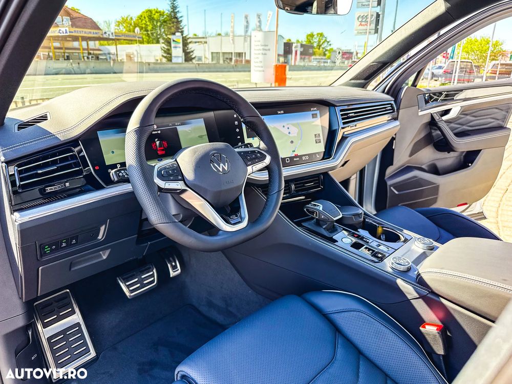 Volkswagen Touareg V6 TDI 4MOTION R-Line - 15