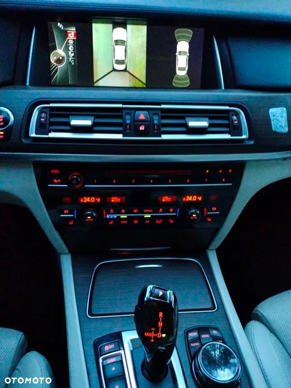 BMW Seria 7 740d xDrive - 11