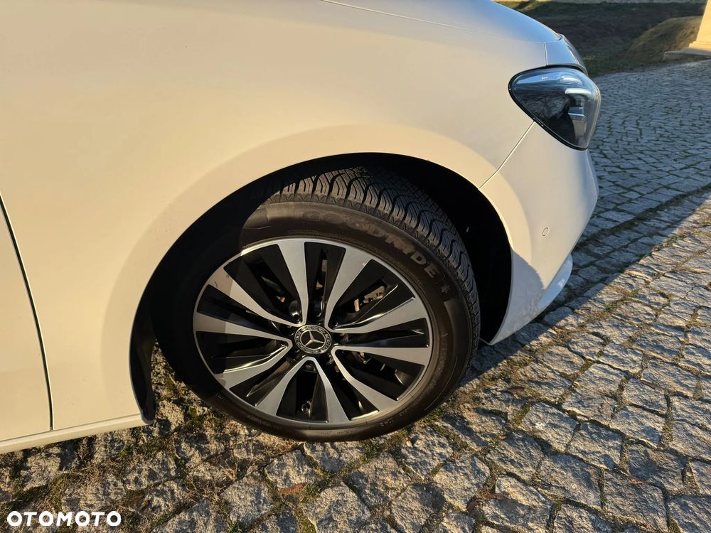 Mercedes-Benz Klasa B 200 d 8G-DCT Edition 2021 - 24
