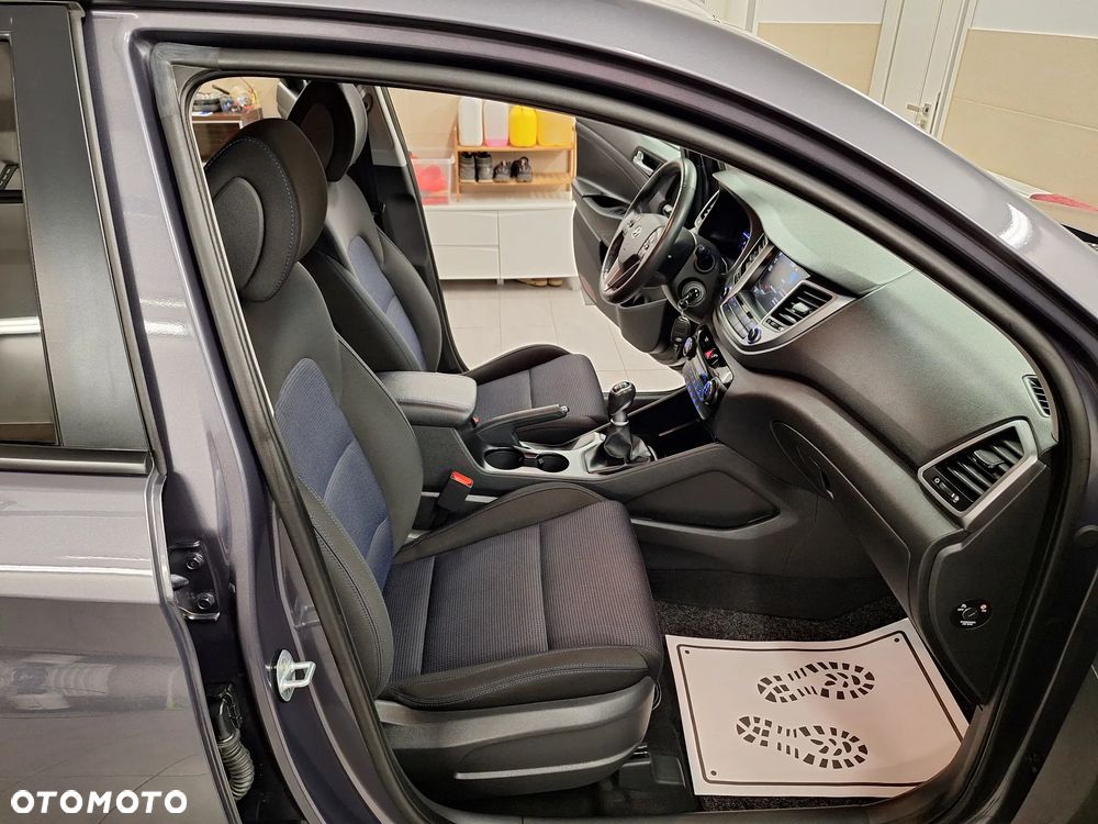 Hyundai Tucson blue 1.6 GDi 2WD Navi - 27