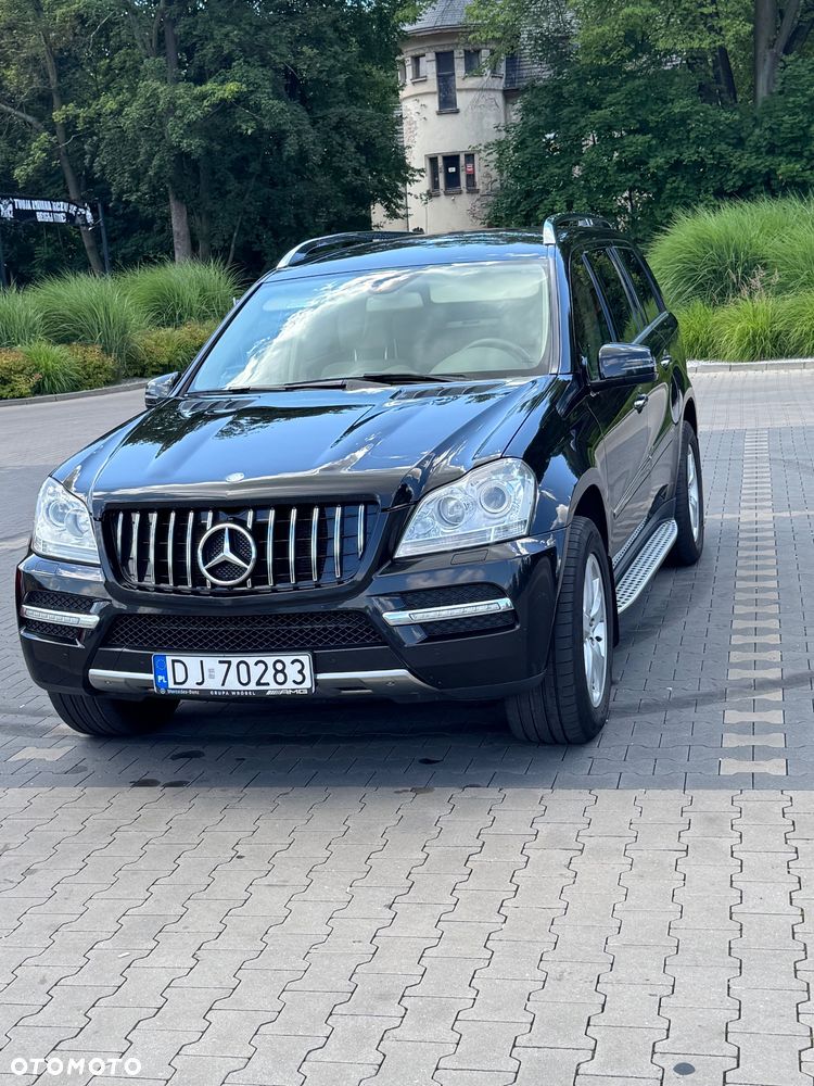 Mercedes-Benz GL 500 4Matic 7G-TRONIC - 4