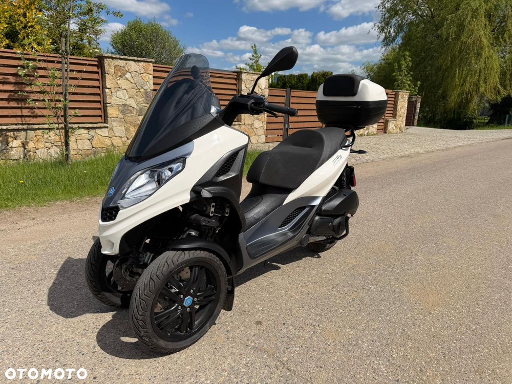 Piaggio MP-3 - 1