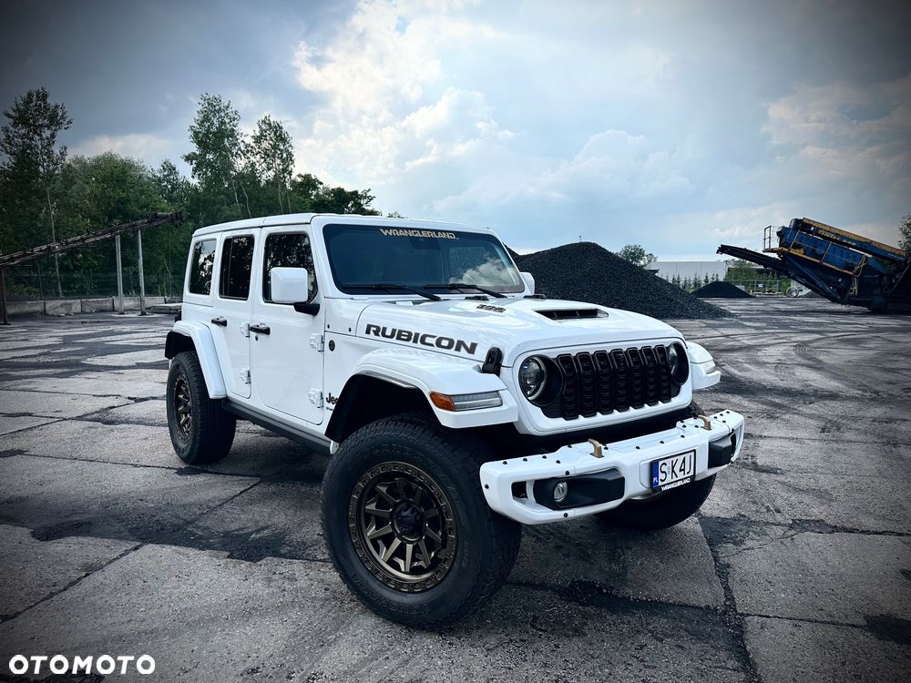Jeep Wrangler - 1