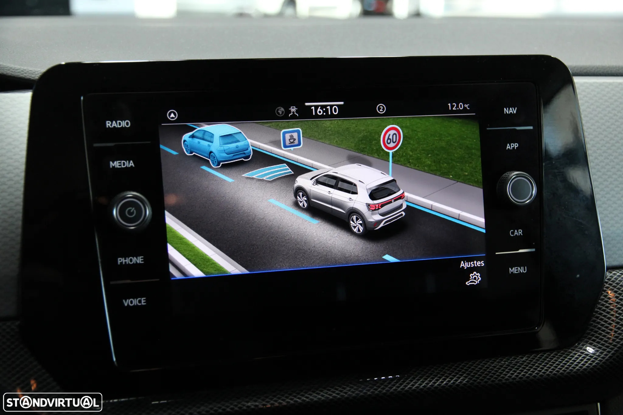 VW T-Cross 1.0 TSI Urban DSG - 18