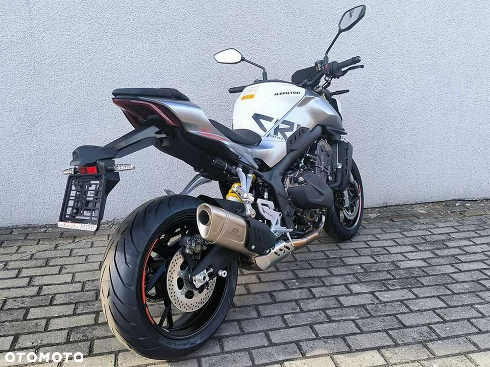 QJMOTOR SRK 800 - 10