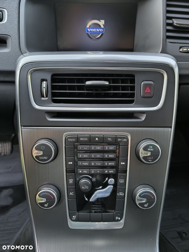 Volvo S60 D3 Summum - 21