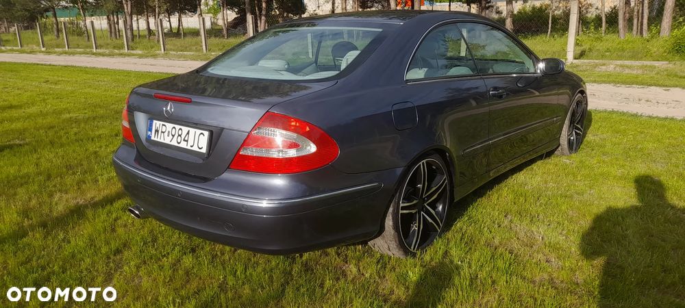 Mercedes-Benz CLK 320 - 15