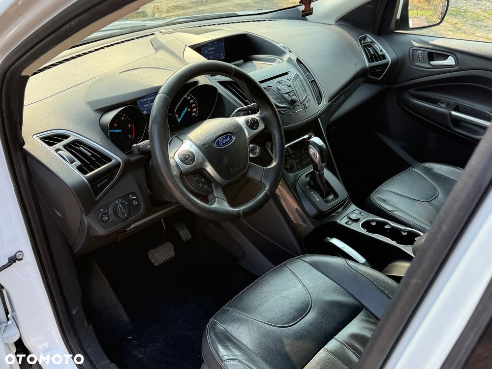 Ford Kuga 2.0 TDCi 4x4 Titanium - 6