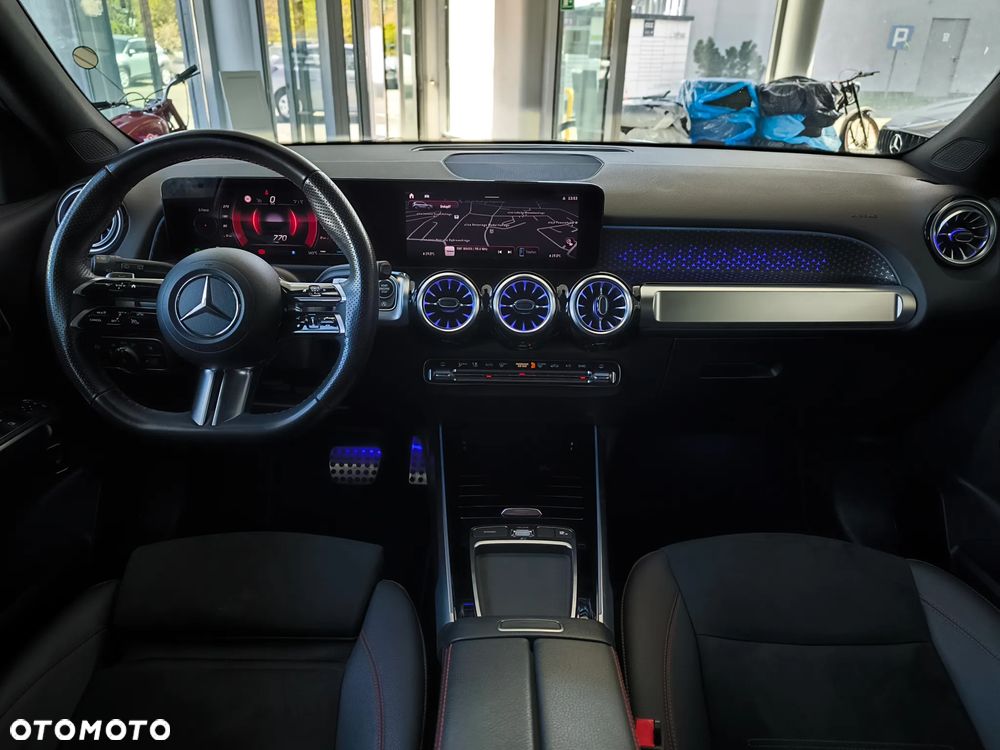 Mercedes-Benz GLB 200 AMG Line 7G-DCT - 12