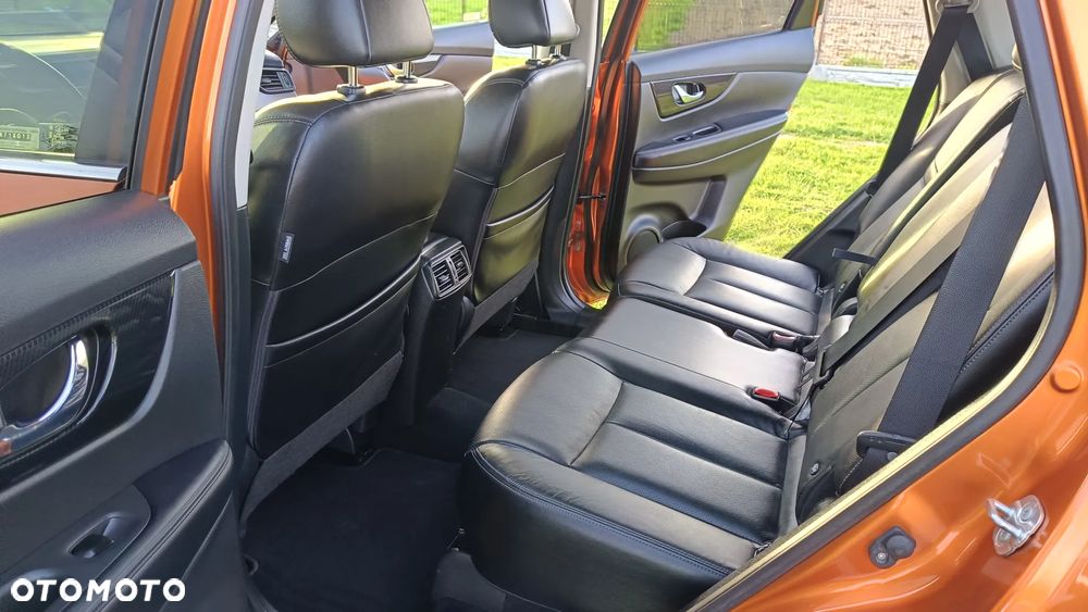 Nissan X-Trail 2.0 dCi Tekna Xtronic 4WD - 21