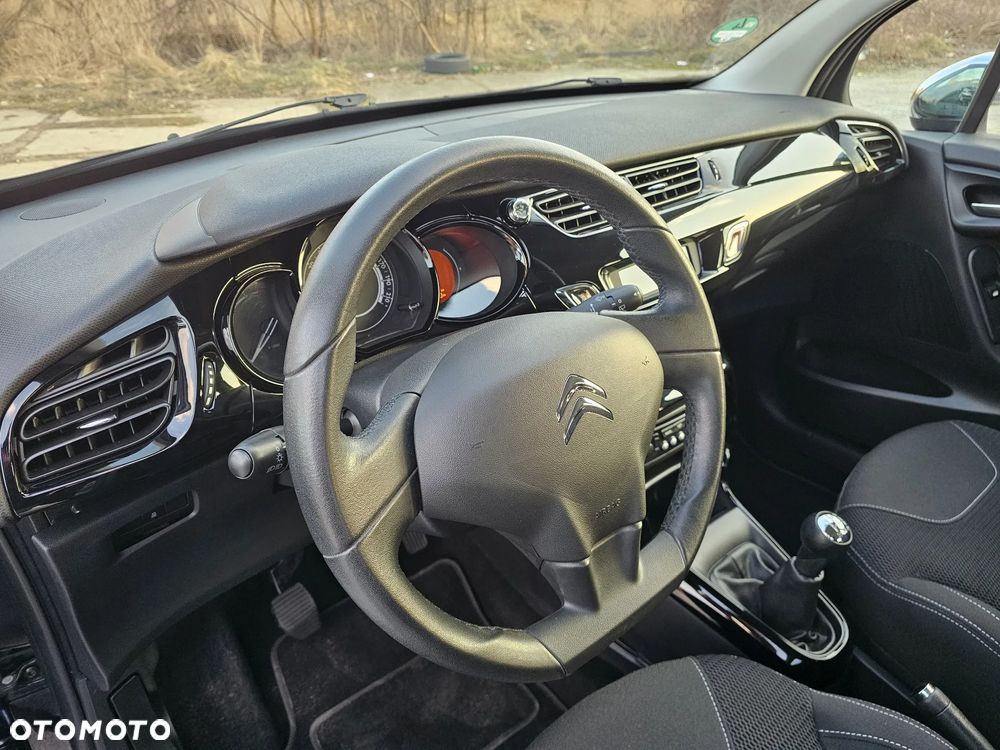 Citroën C3 Pure Tech (VTi) 82 Exclusive - 18