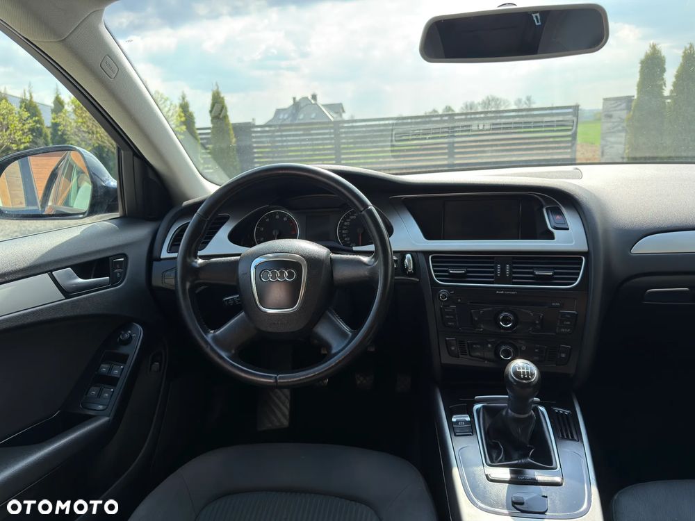 Audi A4 Limousine 2.0 TFSI Ambiente - 35