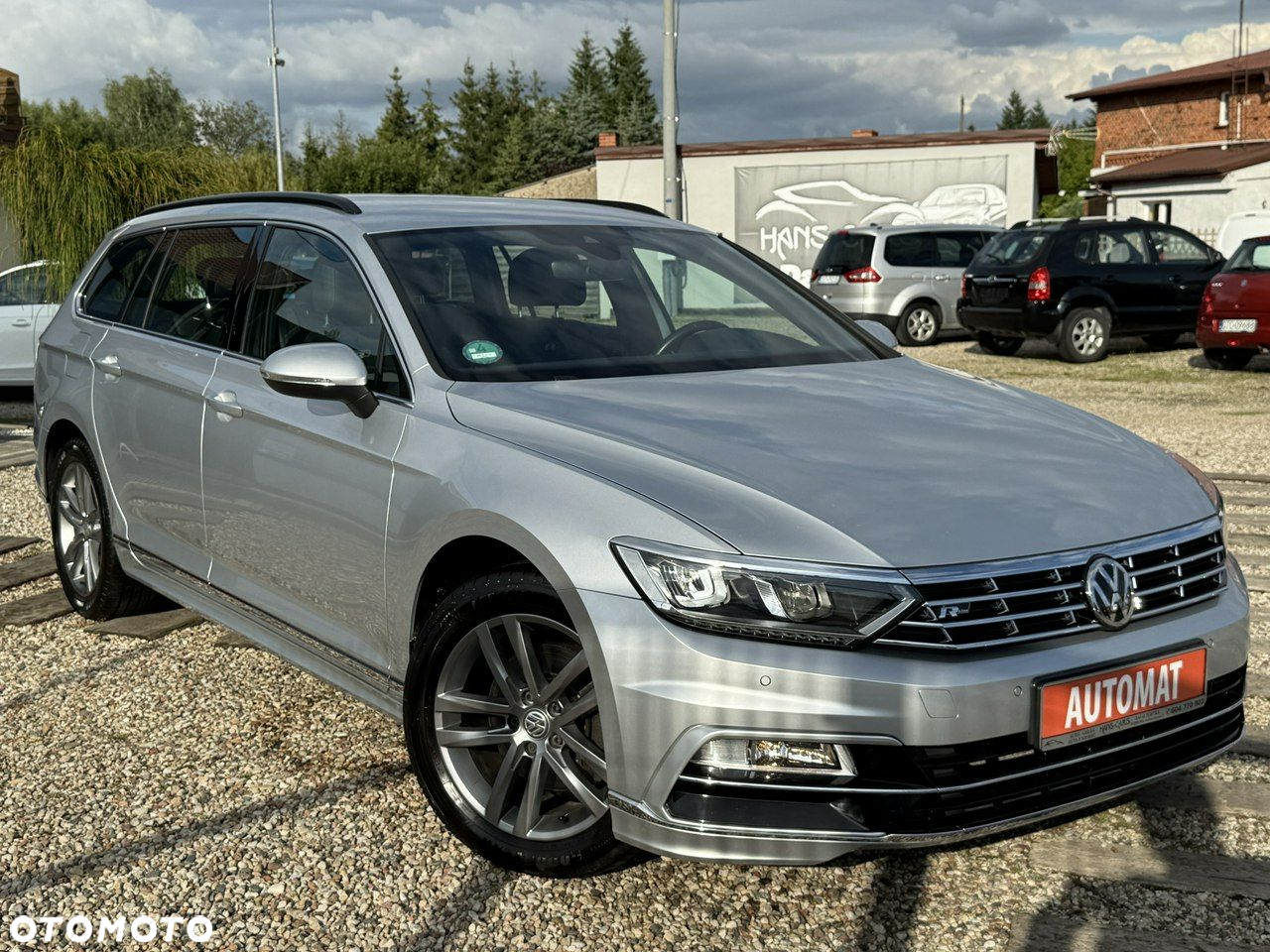 Volkswagen Passat - 2