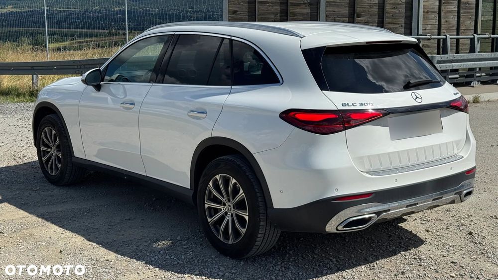 Mercedes-Benz GLC 300 mHEV 4-Matic Avantgarde - 7