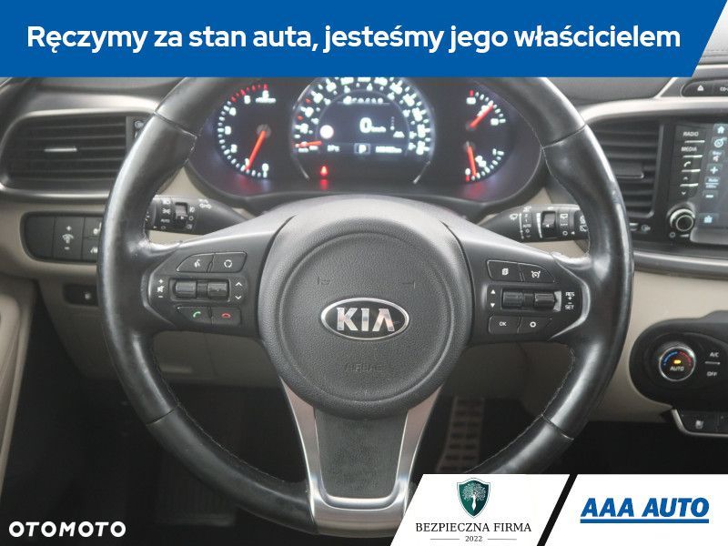 Kia Sorento - 16