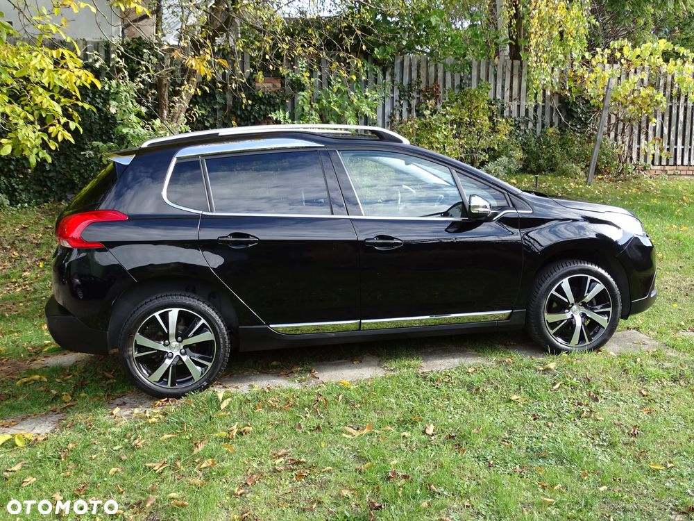 Peugeot 2008 1.6 e-HDi Allure S&S - 23