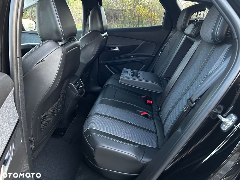 Peugeot 3008 225 e-EAT8 Allure Pack - 35