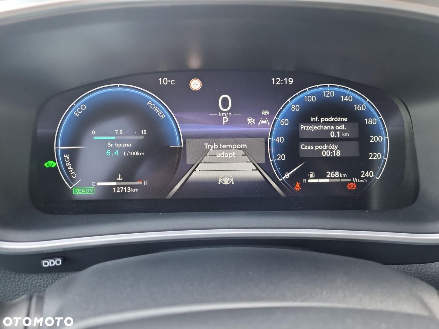 Toyota Corolla Cross 2.0 Hybrid Style - 17