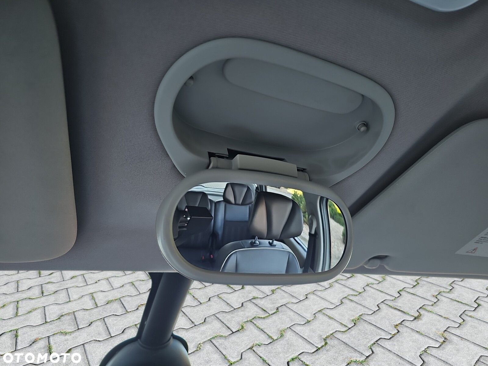 Renault Scenic 2.0 16V Privilege X-Tronic CVT - 25