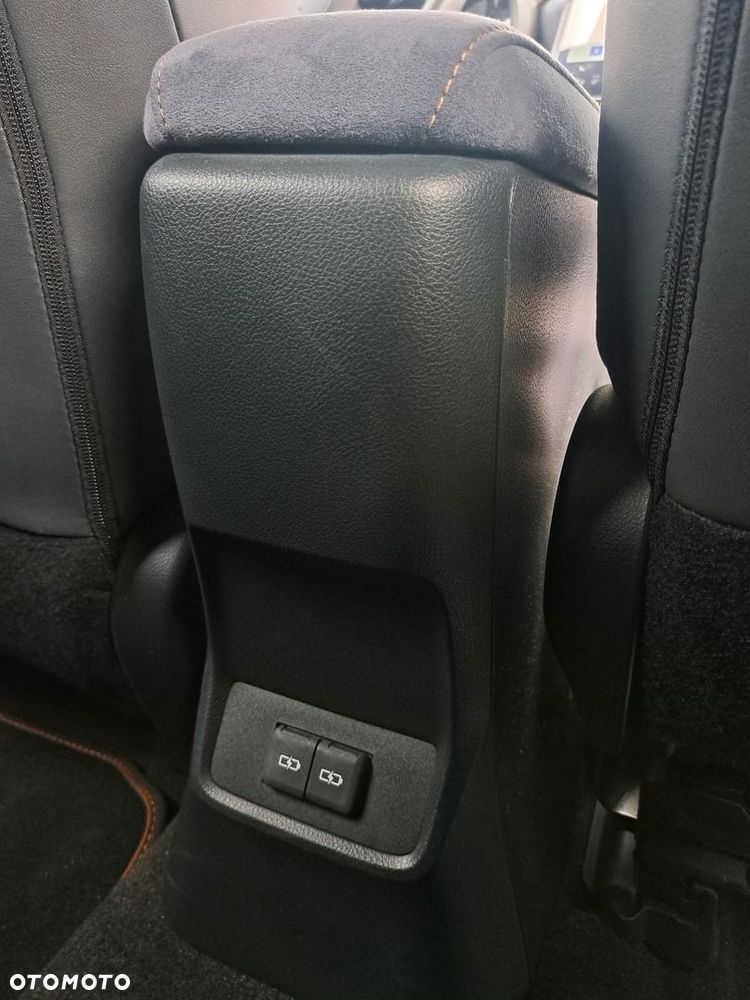 Lexus LBX 1.5 Hybrid Cool - 20